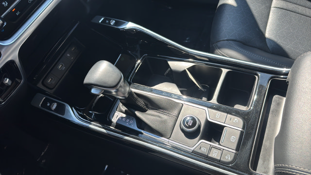 Certified 2022 Kia Sorento SX FWD image 19
