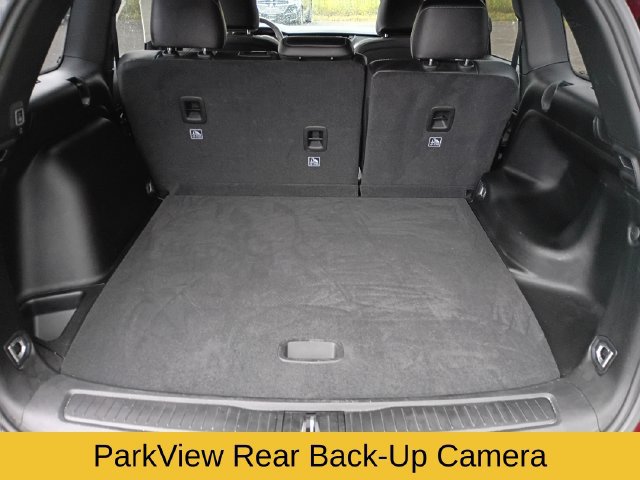 Used 2023 Jeep Grand Cherokee Laredo AWD/4WD image 21