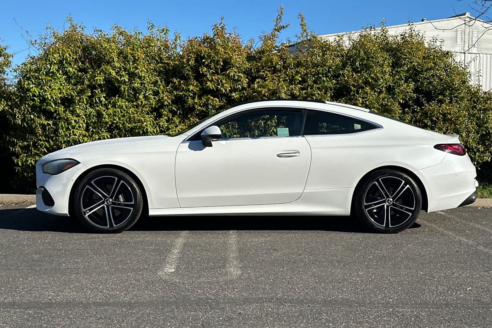 Certified 2026 Mercedes-Benz CLE 300 4MATIC Coupe image 6