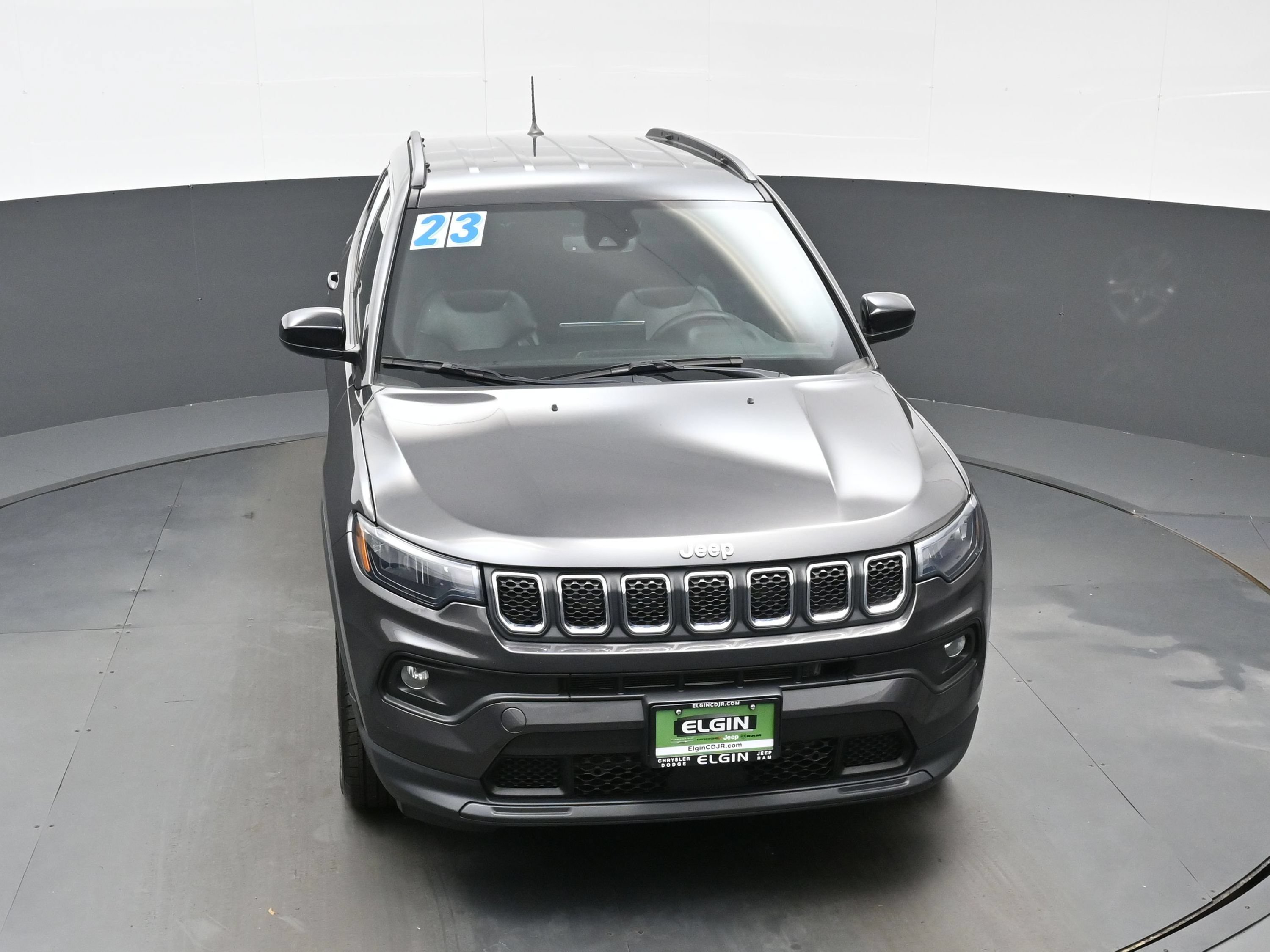 Used 2023 Jeep Compass Latitude w/ Convenience Group AWD/4WD image 43