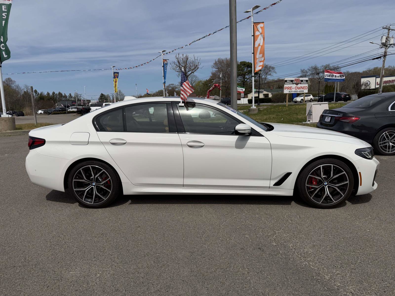 Used 2022 BMW 530i xDrive w/ M Sport Package AWD/4WD image 40