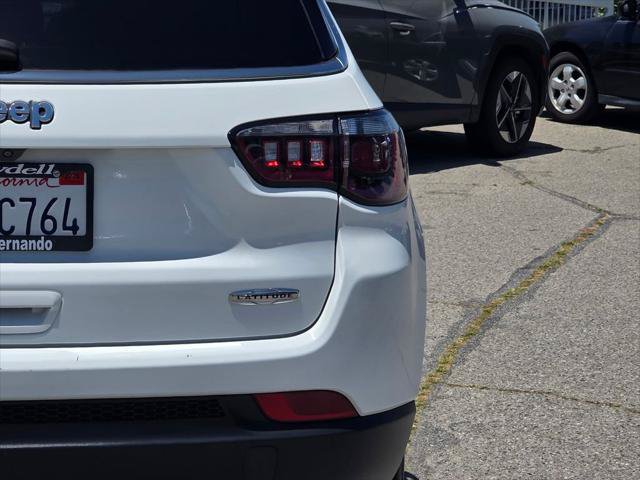 Certified 2022 Jeep Compass Latitude FWD image 8