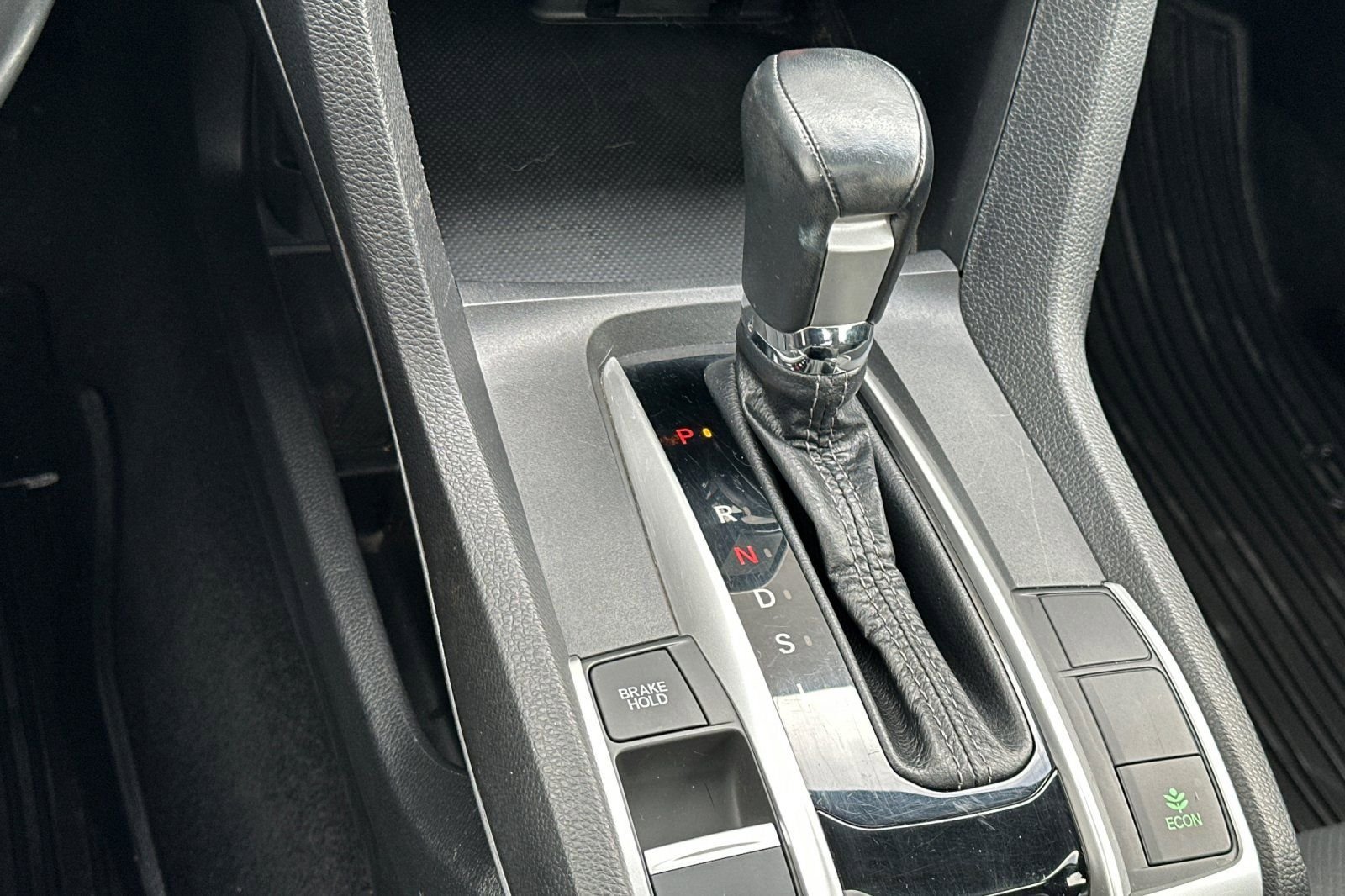 Used 2018 Honda Civic EX-L image 22
