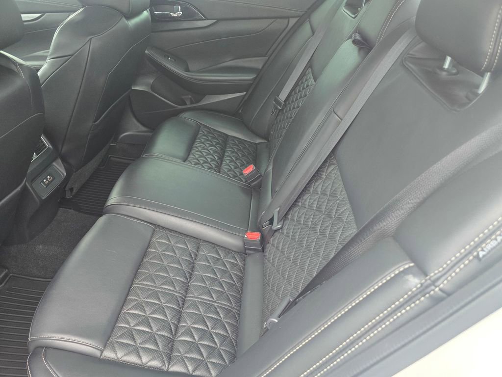 Used 2020 Nissan Maxima Platinum w/ Sport Mat Group image 11