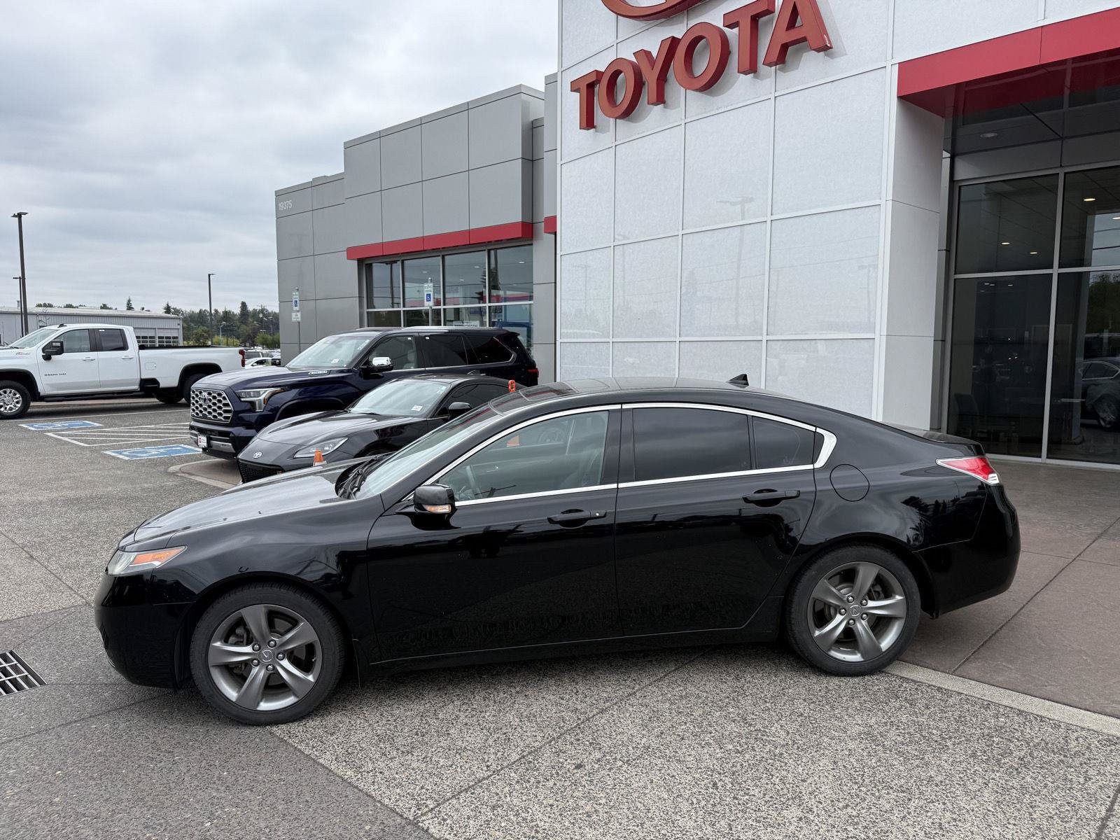 Used 2014 Acura TL SH-AWD image 3
