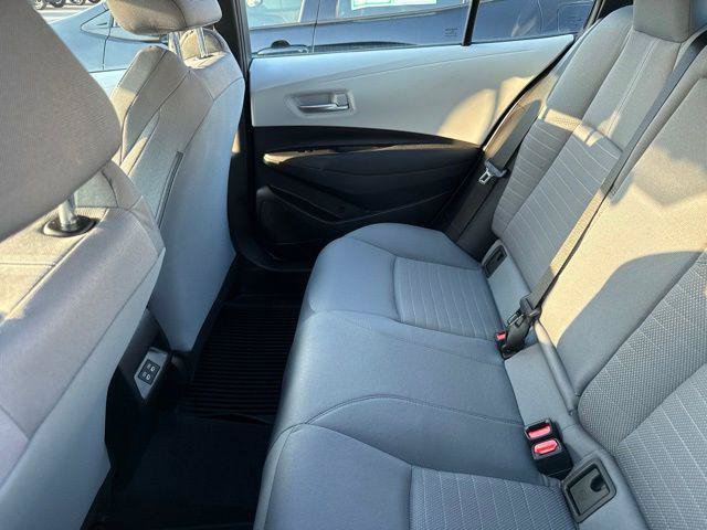 Certified 2026 Toyota Corolla SE w/ SE Package FWD image 4