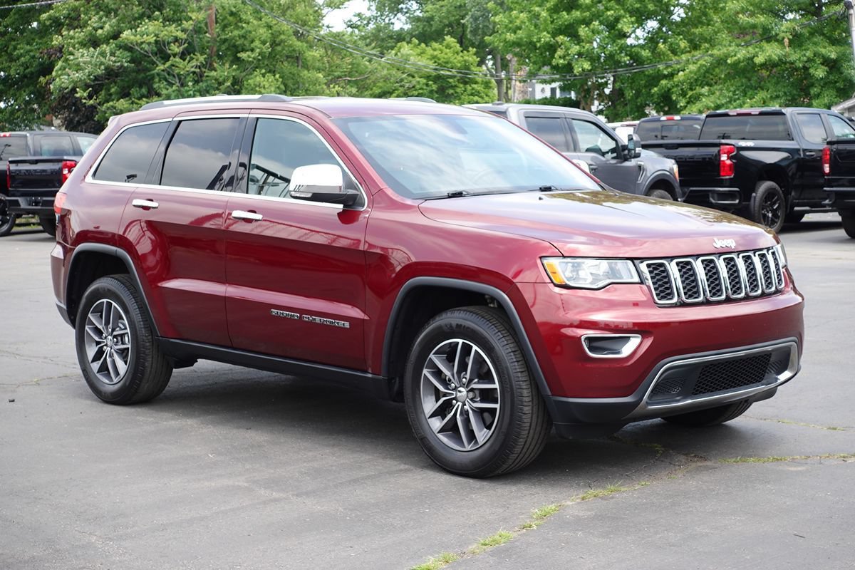 Used 2018 Jeep Grand Cherokee Limited AWD/4WD image 4