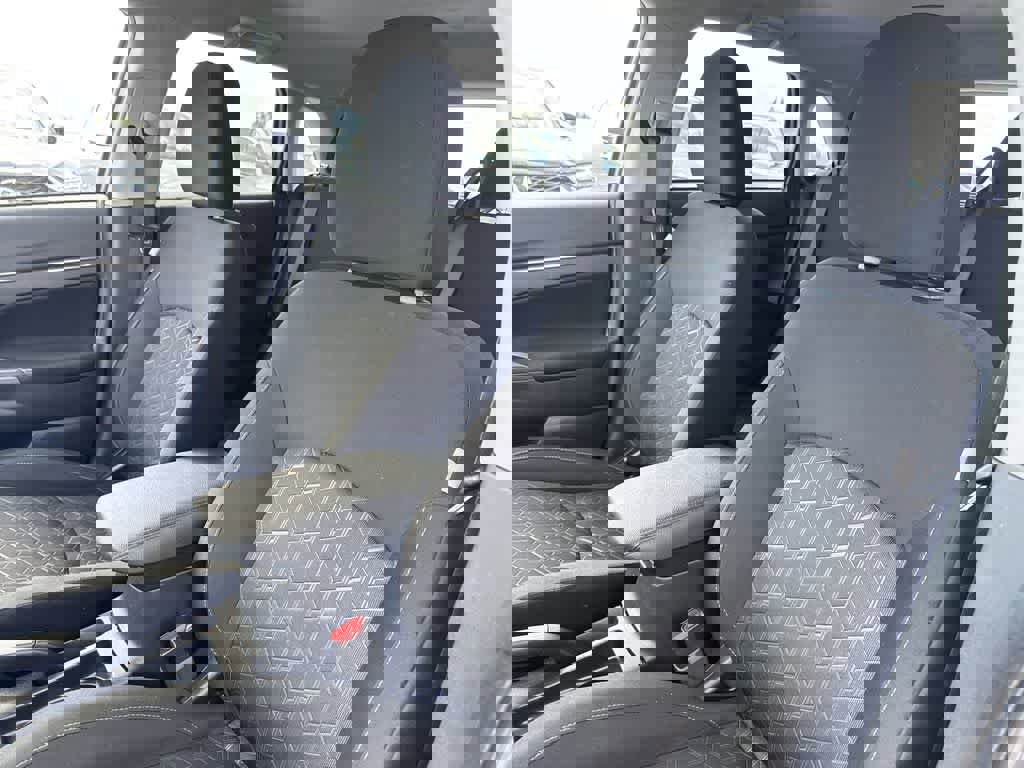 Used 2025 Mitsubishi Outlander Sport ES image 14