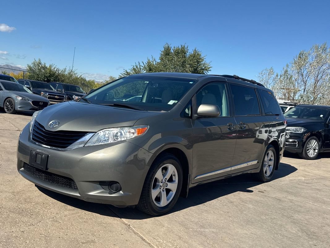 Used 2011 Toyota Sienna LE