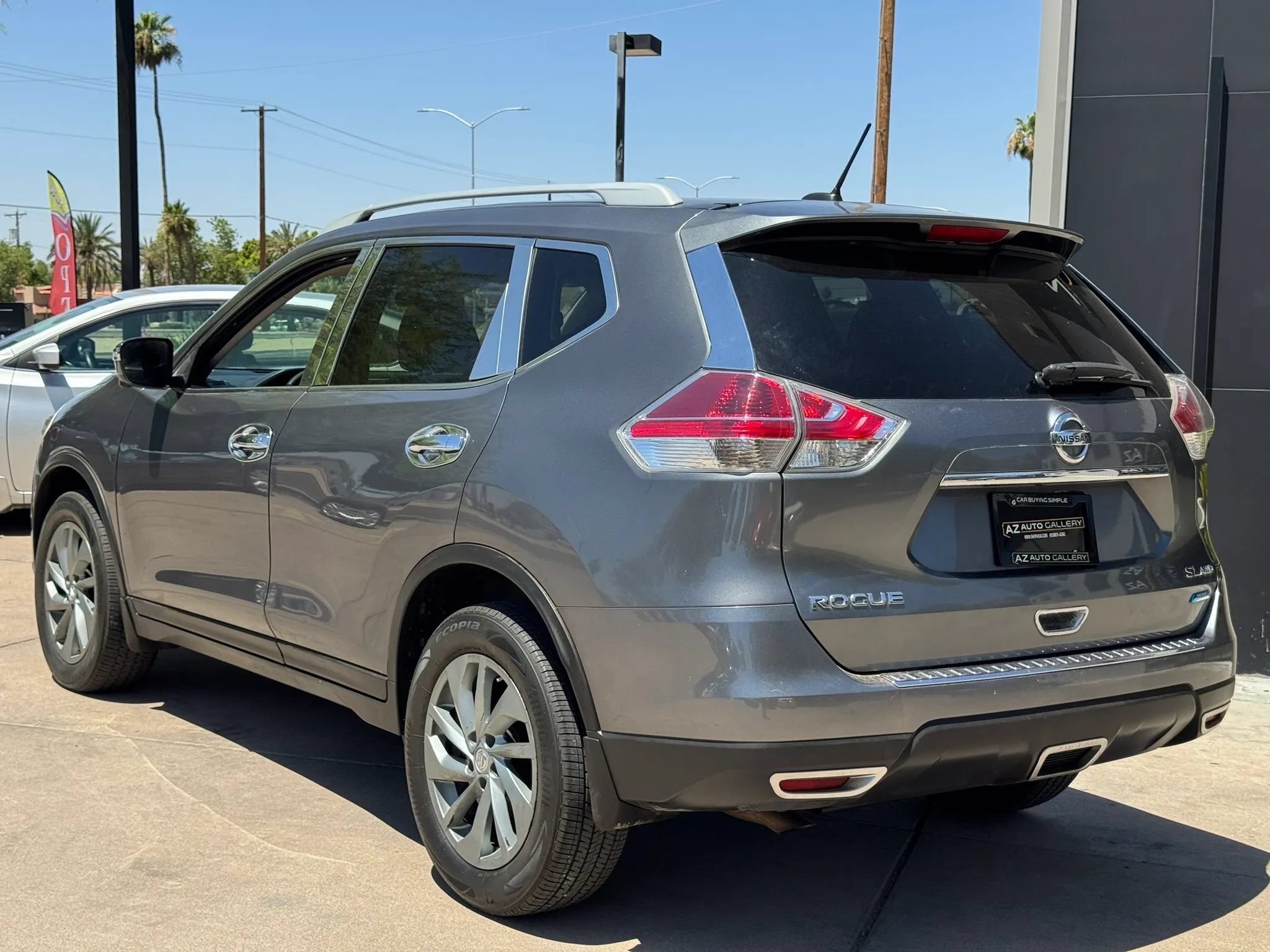 Used 2014 Nissan Rogue SL w/ SL Premium Package AWD/4WD image 8