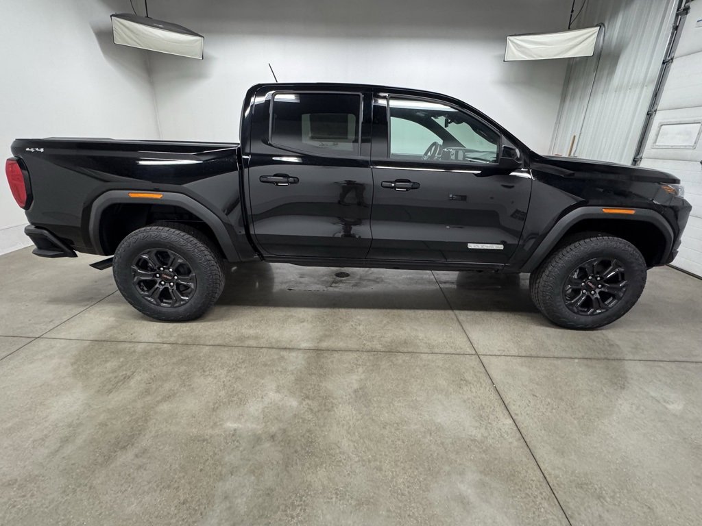 New 2025 GMC Canyon Elevation w/ Convenience Package image 8