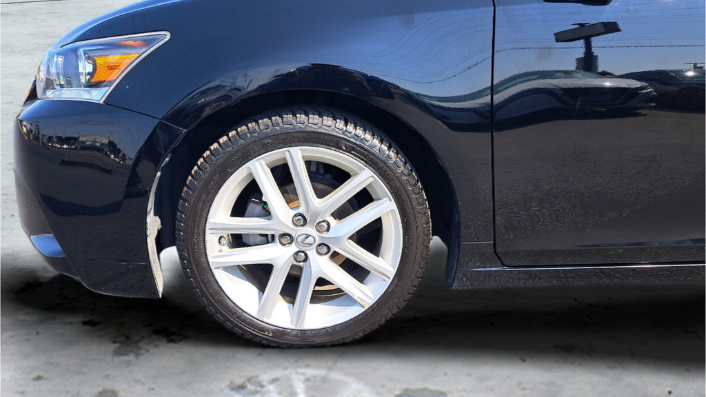 Used 2014 Lexus CT 200h FWD image 28