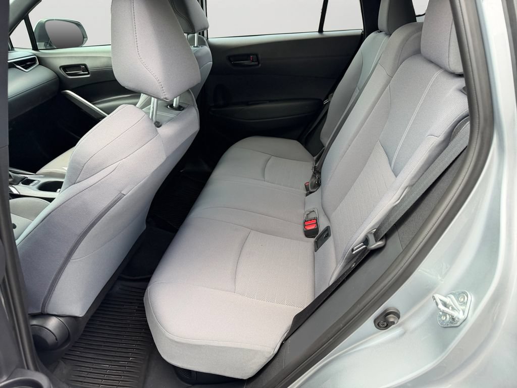 Used 2023 Toyota Corolla Cross AWD Hybrid w/ Moonroof Package image 14