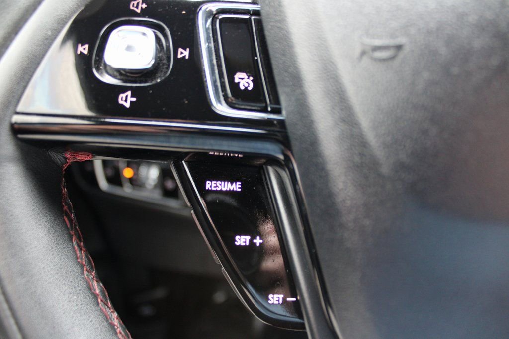 Used 2024 Lincoln Corsair Reserve w/ Equipment Group 201A image 28