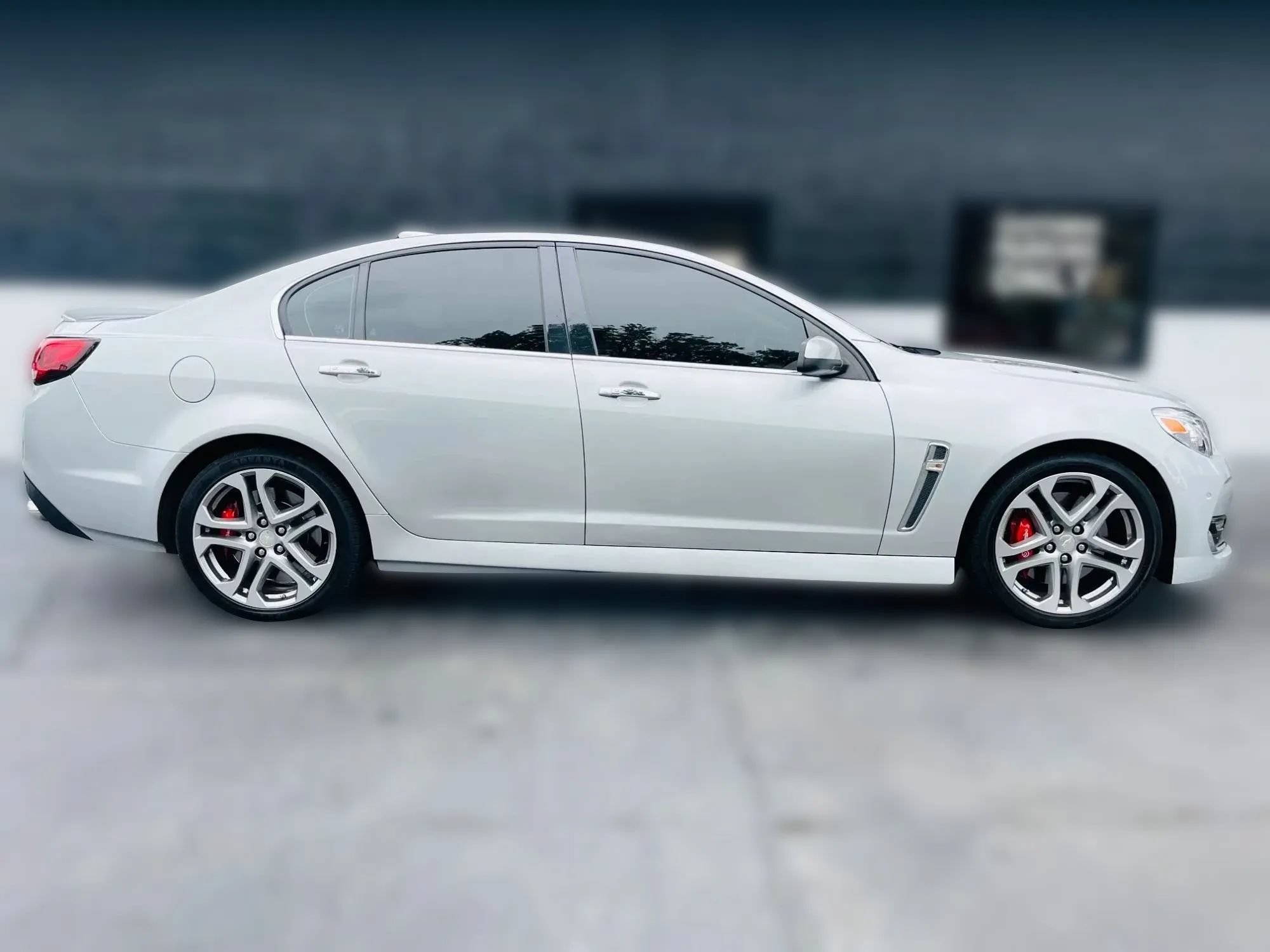 Used 2017 Chevrolet SS RWD image 6
