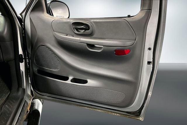 Used 2003 Ford F150 XLT AWD/4WD image 23