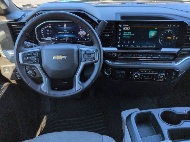 Used 2025 Chevrolet Silverado 1500 LT image 17