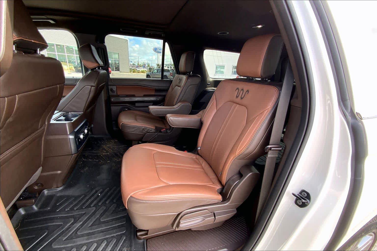 Used 2024 Ford Expedition Max King Ranch AWD/4WD image 21