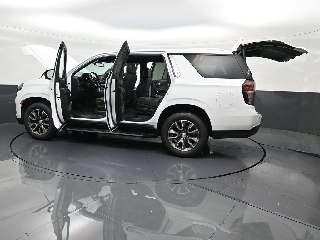 Used 2022 Chevrolet Tahoe LT w/ Luxury Package image 35