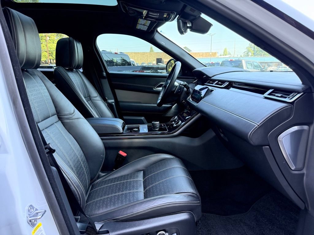 Used 2019 Land Rover Range Rover Velar R-Dynamic HSE AWD/4WD image 11