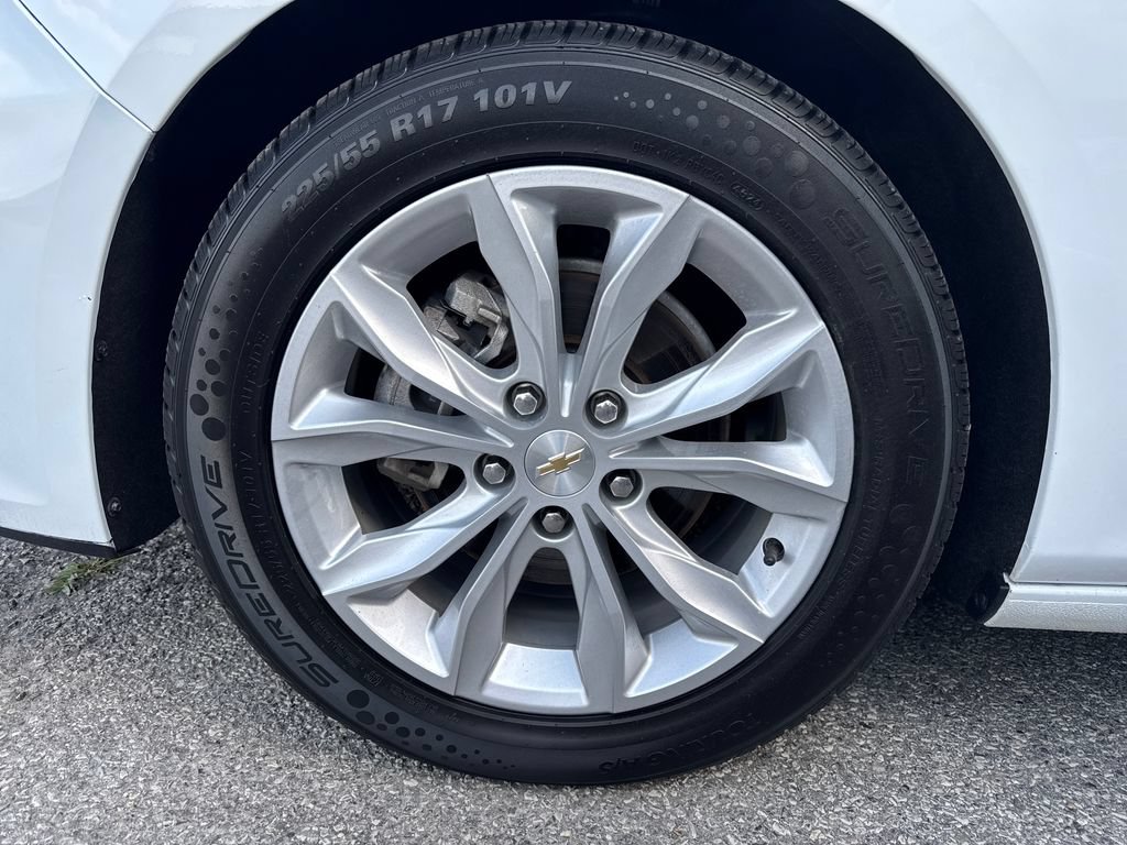 Used 2024 Chevrolet Malibu LT FWD image 10