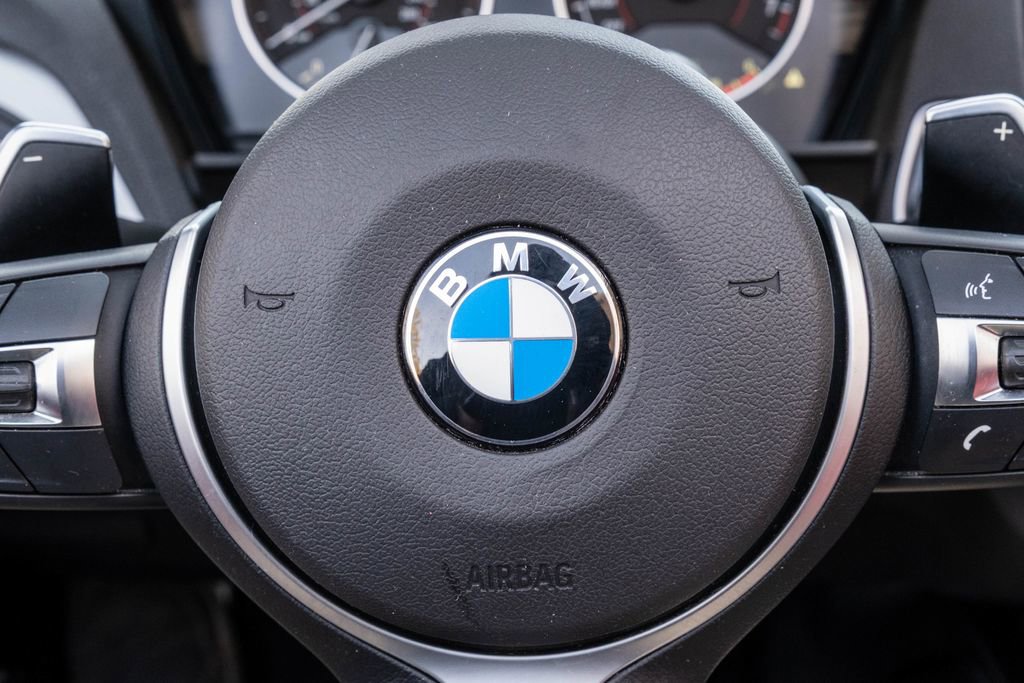 Used 2016 BMW M235i xDrive M235i xDrive w/ Technology Package image 20