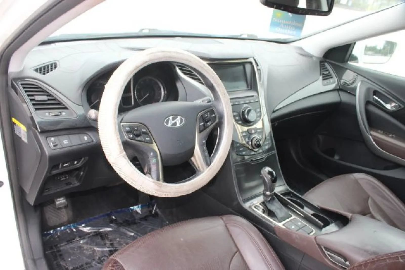 Used 2013 Hyundai Azera FWD image 10