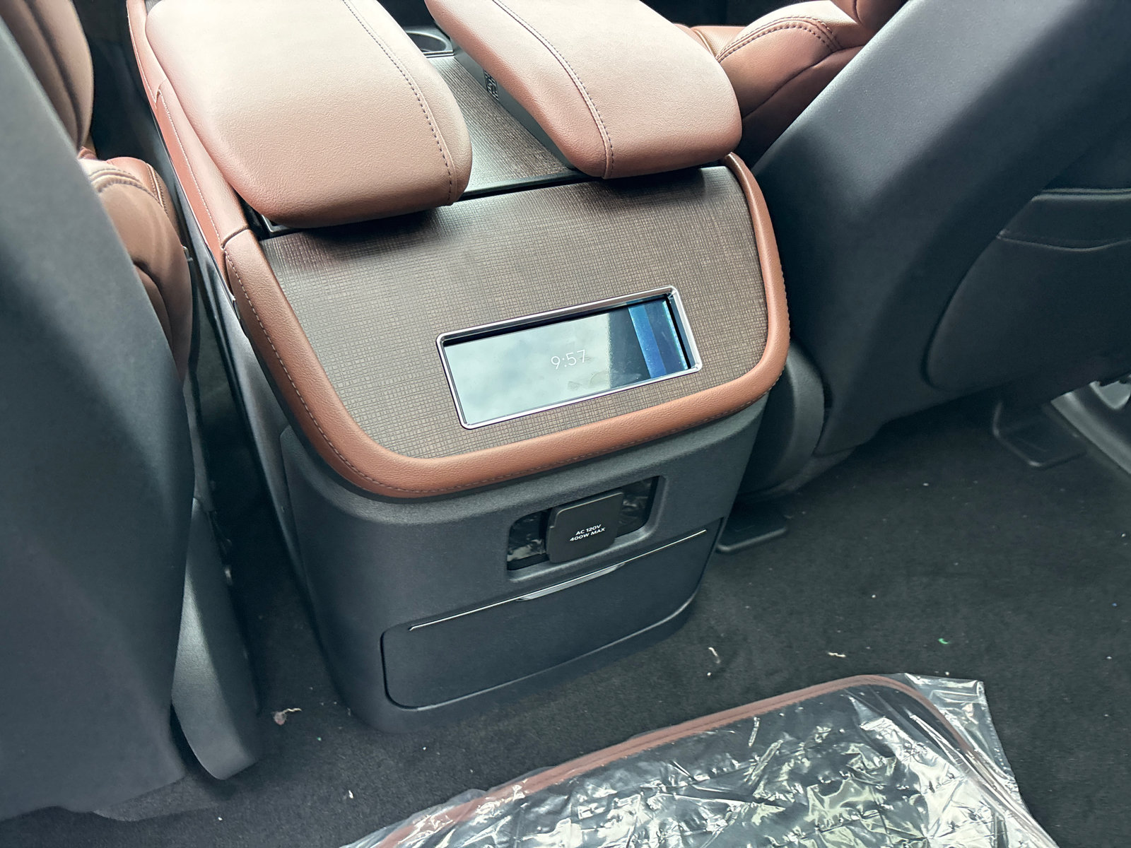 New 2026 Lincoln Navigator Reserve AWD/4WD image 32