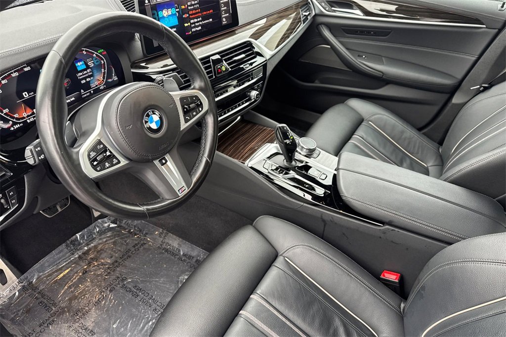 Used 2023 BMW M550i xDrive image 12