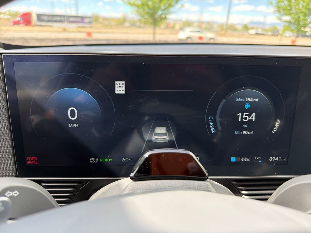 Used 2025 Hyundai Ioniq 5 SE image 16