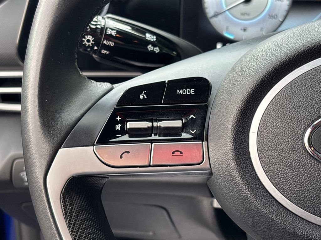 Used 2023 Hyundai Elantra SEL w/ Convenience Package image 24