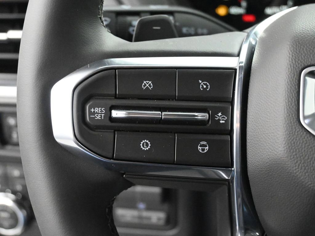 New 2026 GMC Yukon XL Denali w/ Denali Reserve Package image 35