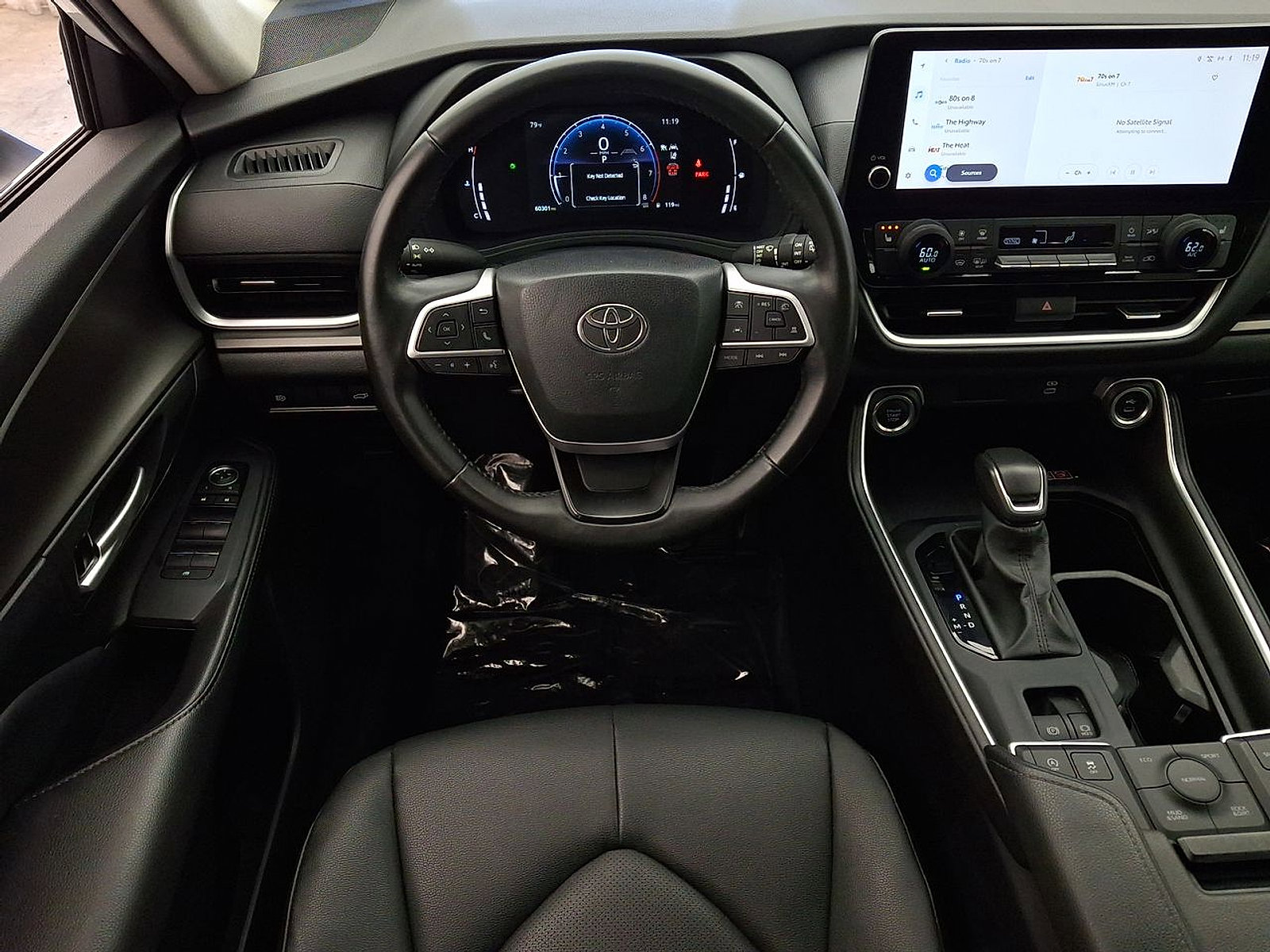 Used 2024 Toyota Grand Highlander XLE image 21