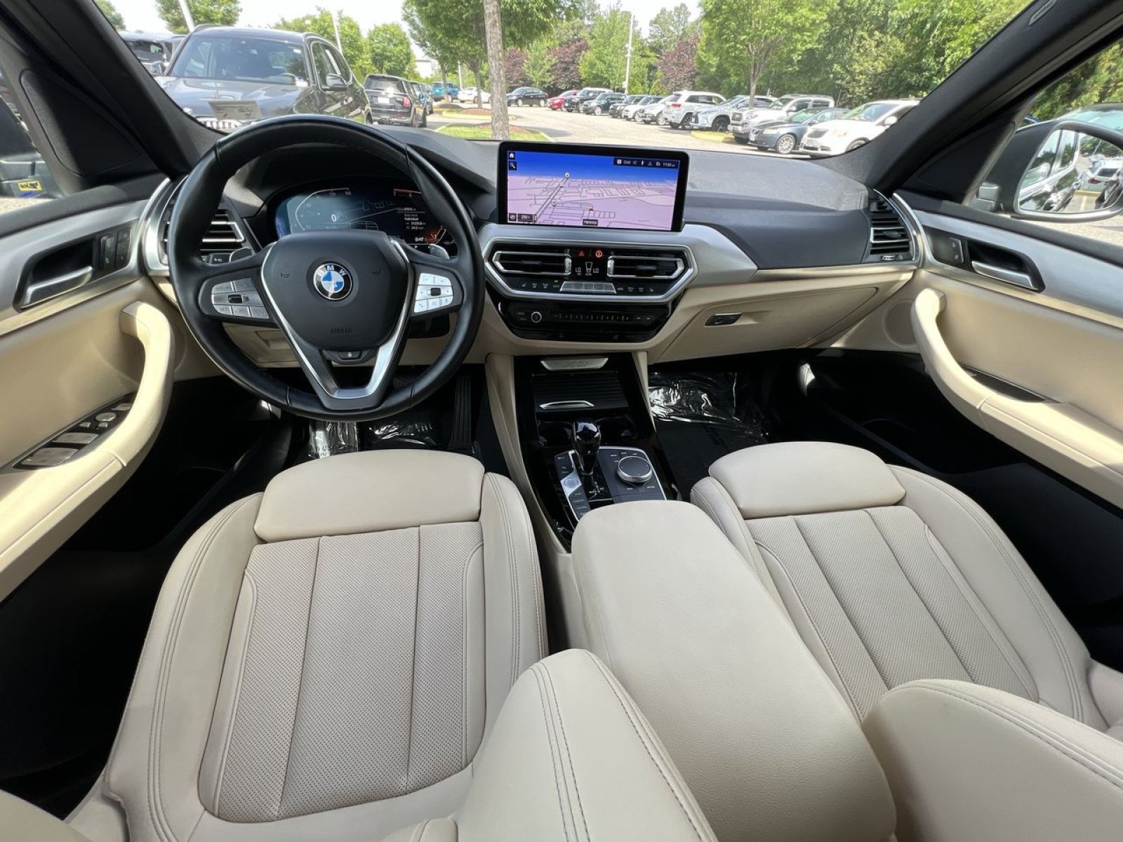 Used 2022 BMW X3 xDrive30i w/ Convenience Package AWD/4WD image 2
