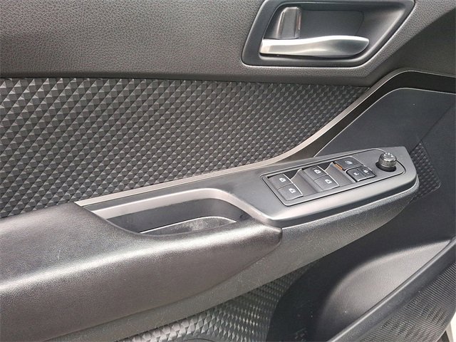 Used 2018 Toyota C-HR XLE image 12