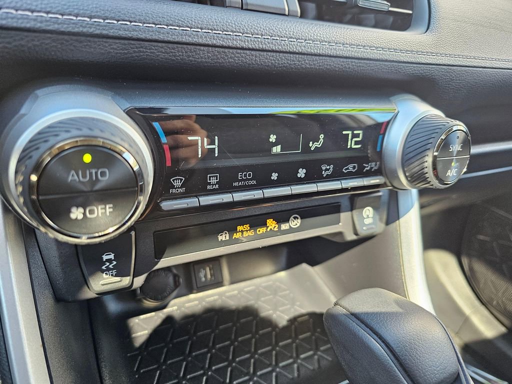 Certified 2025 Toyota RAV4 XLE w/ Convenience Package AWD/4WD image 31