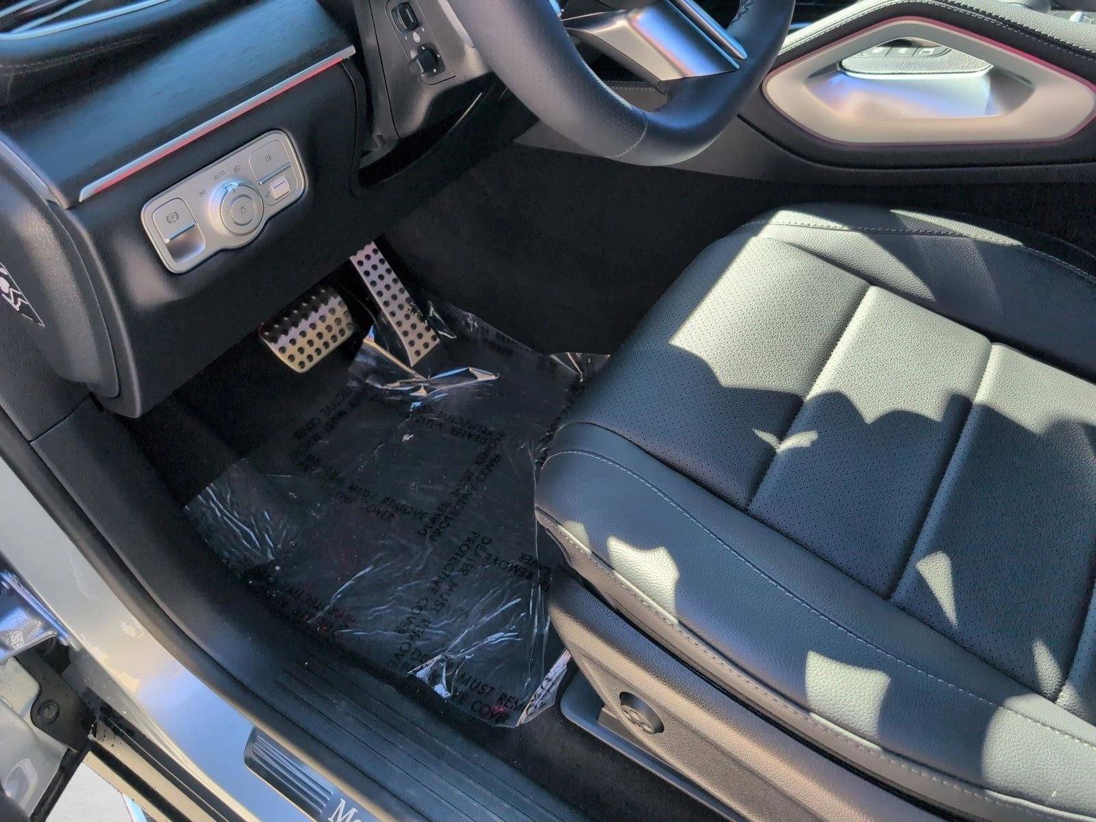 New 2025 Mercedes-Benz GLS 450 4MATIC image 4