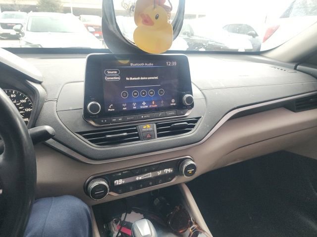 Used 2019 Nissan Altima 2.5 SV image 6