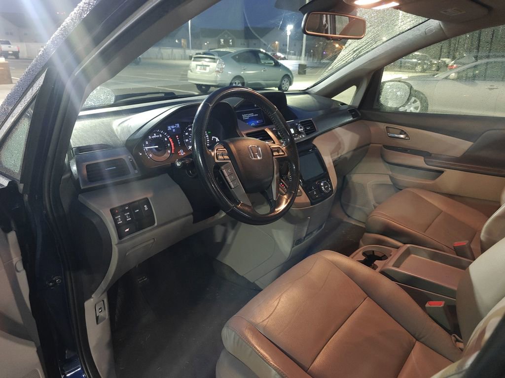 Used 2016 Honda Odyssey EX-L image 7
