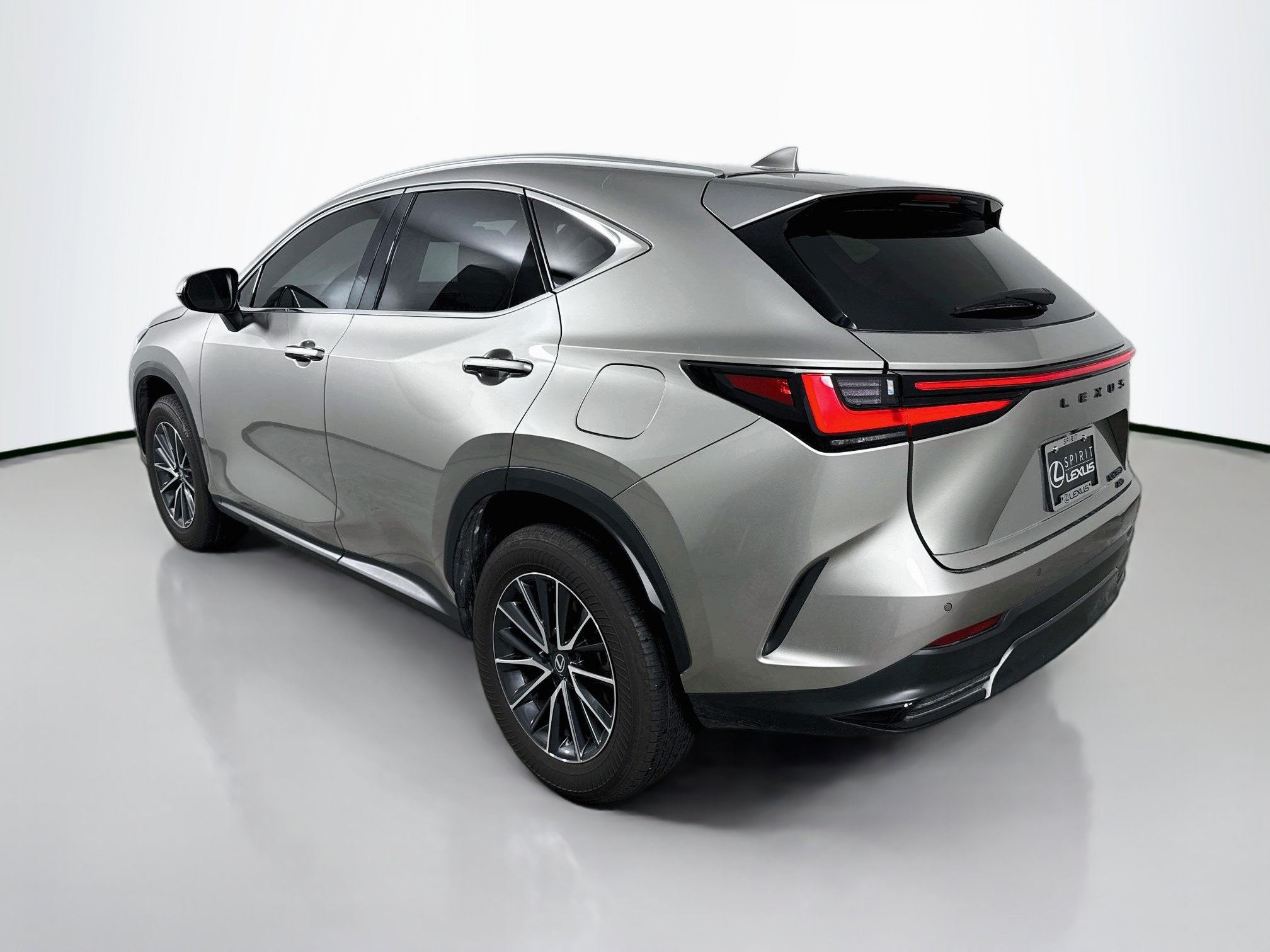 Certified 2026 Lexus NX 350 AWD w/ Accessory Package (2T) image 5
