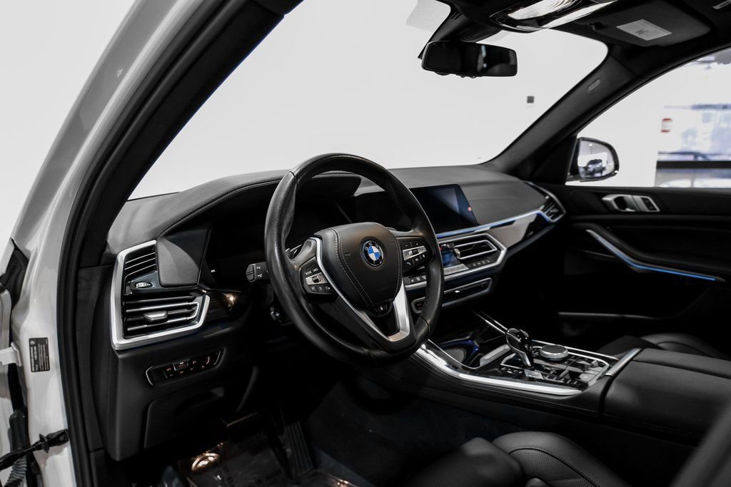 Used 2023 BMW X5 xDrive45e image 5