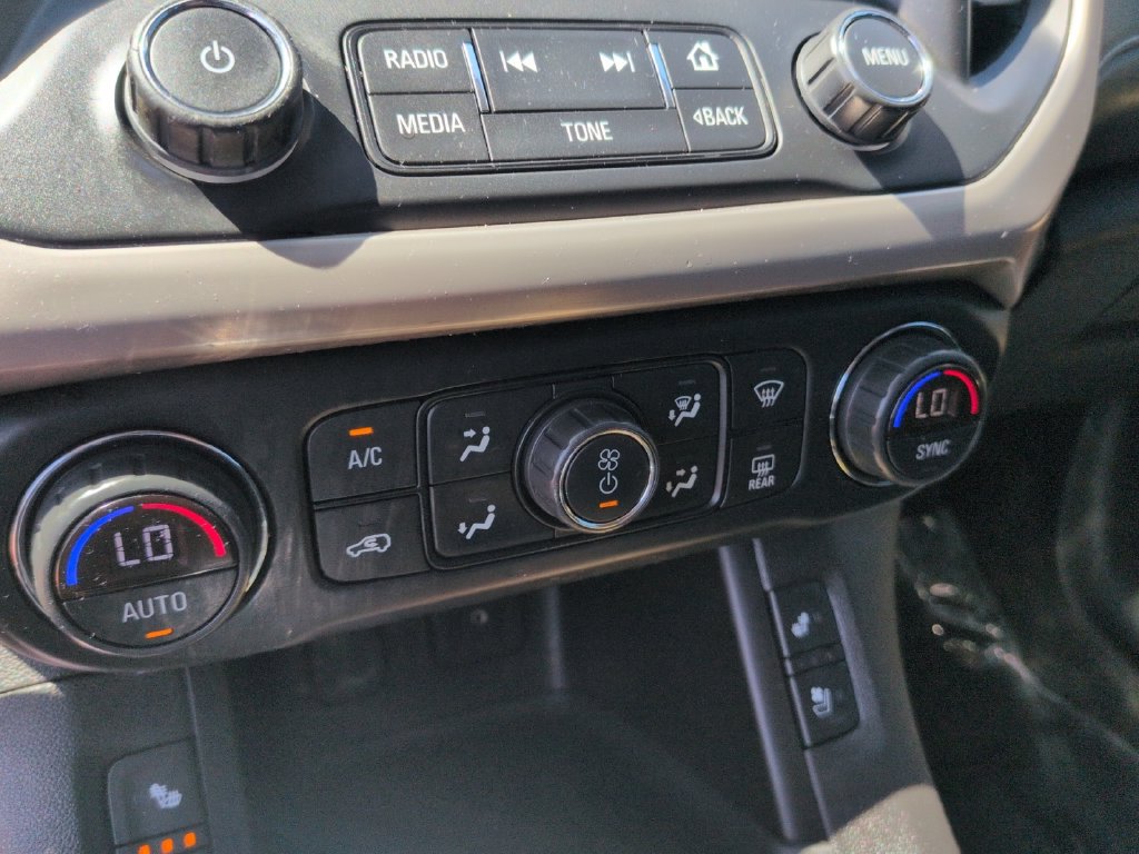 Used 2019 GMC Acadia Denali AWD/4WD image 17