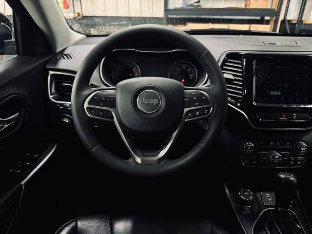 Used 2022 Jeep Cherokee Limited image 27