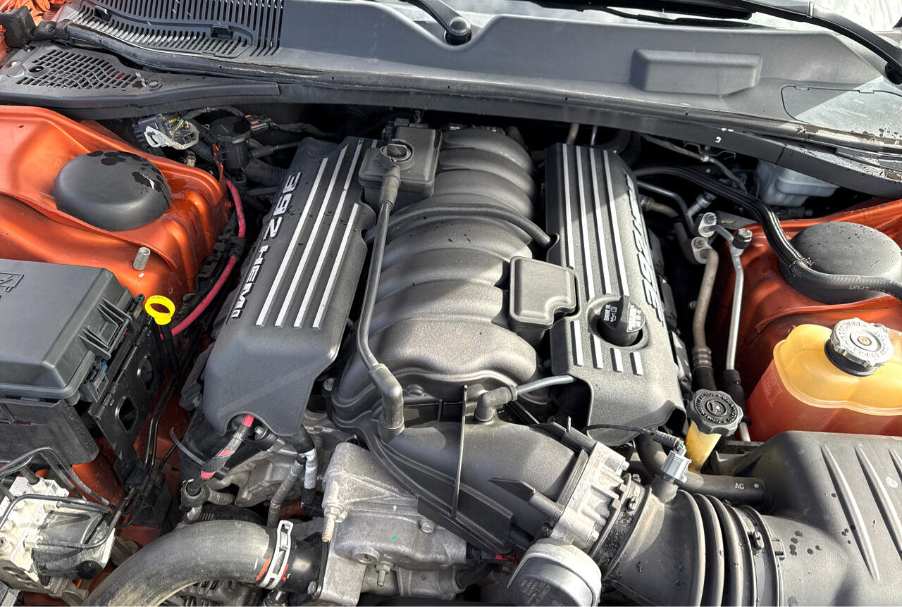 Used 2011 Dodge Challenger SRT8 image 24