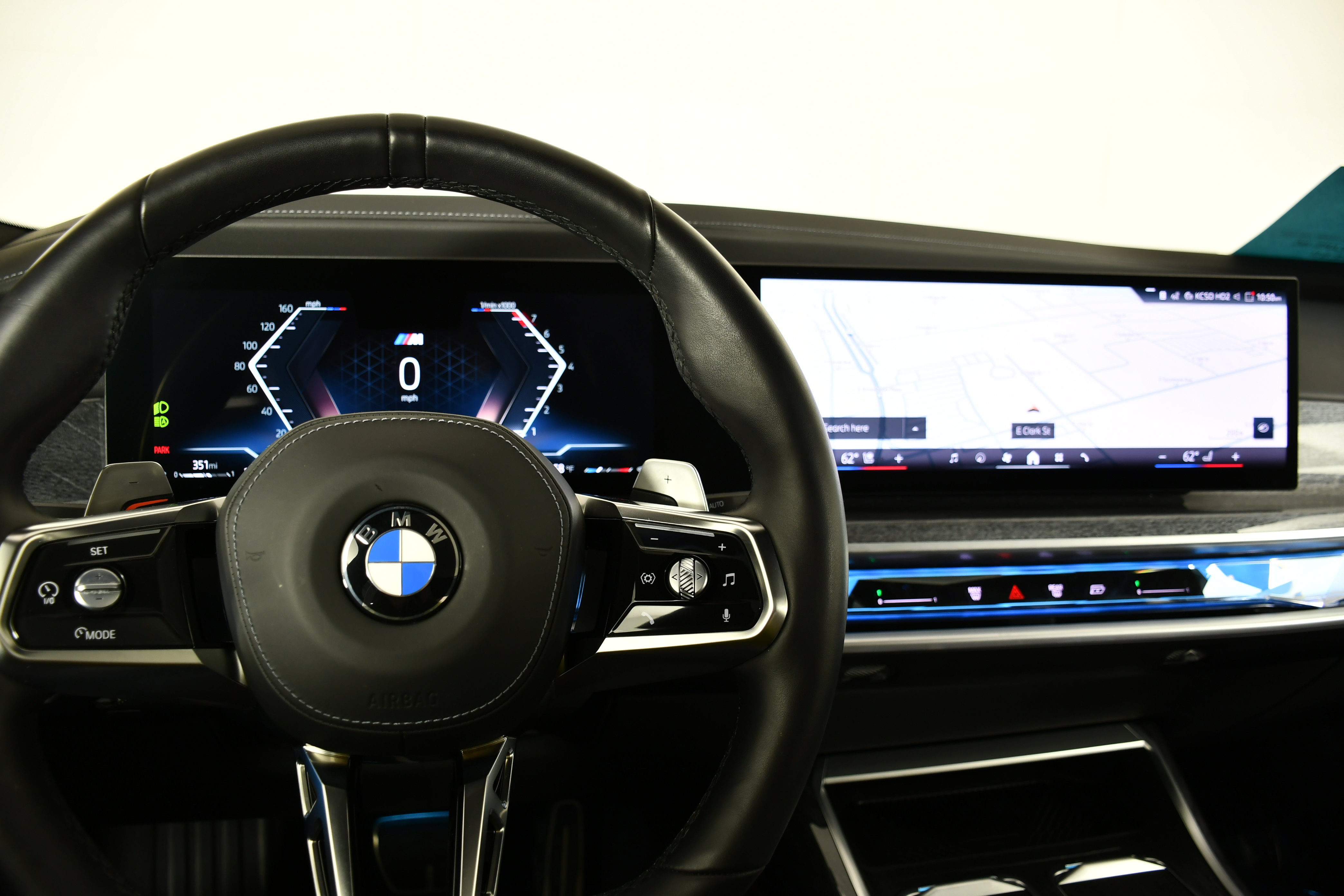 Used 2025 BMW 740i xDrive image 16