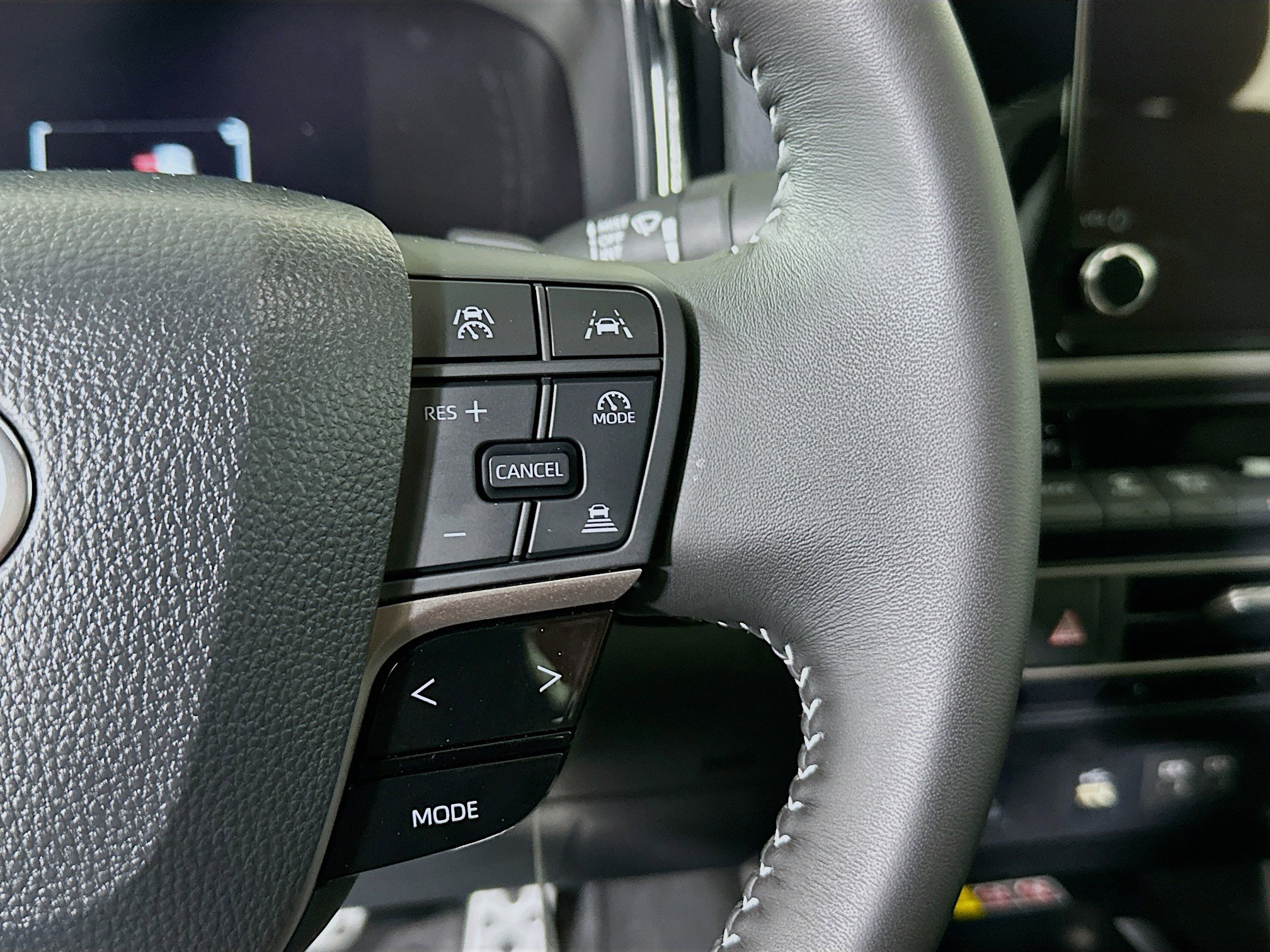 Used 2026 Toyota Camry SE image 17