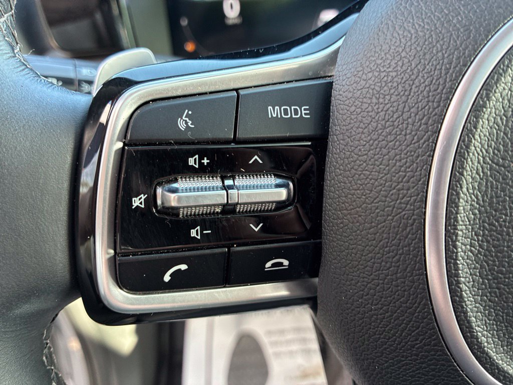 Used 2023 Kia Sorento SX AWD/4WD image 43