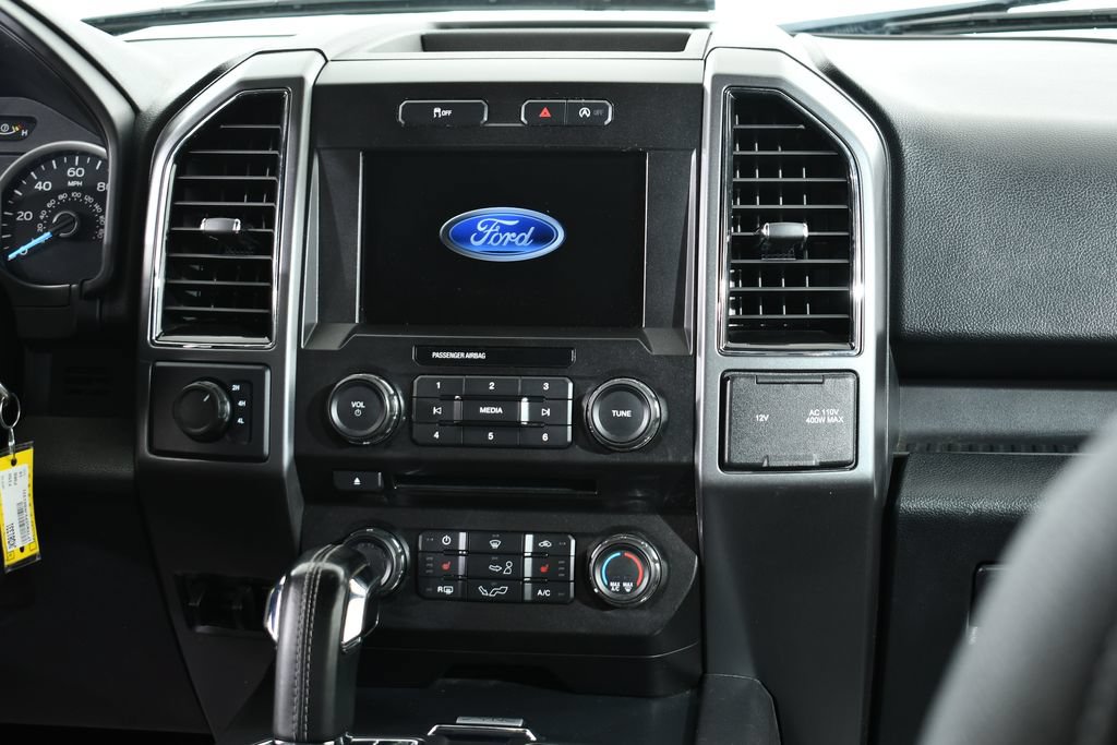 Used 2018 Ford F150 XLT w/ Equipment Group 302A Luxury AWD/4WD image 9