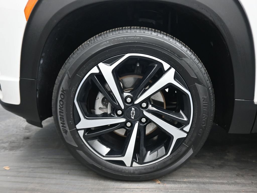 Used 2023 Chevrolet TrailBlazer RS w/ Convenience Package AWD/4WD image 49