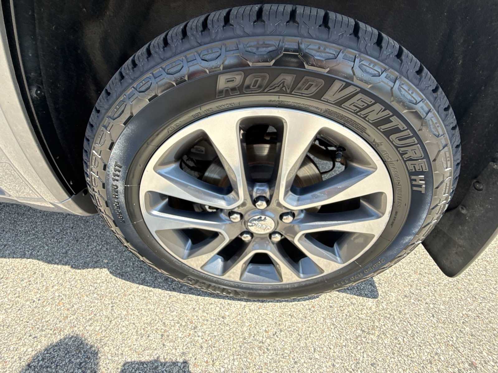 Used 2018 Jeep Grand Cherokee Overland AWD/4WD image 33